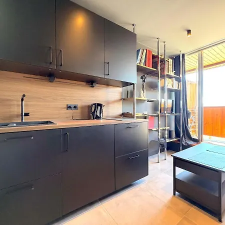 Apartamento Vrai Cocon En Centre-ville Avec Jolie Vue Huez